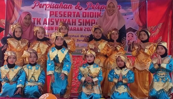 
 112 murid Taman Kanak kanak (TK) Aisyiyah Simpang IV Kecamatan Lubuk Basung. (Dok.MD)