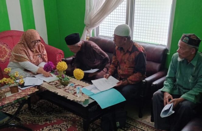  
Pengurusan sertifikat tanah wakaf untuk pembangunan Ponpes Muhammadiyah Sumani. (Dok.PDM Kabupaten Solok)