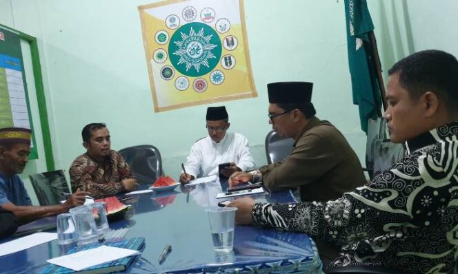 
 Suasana rapat PDM Tanah Datar membahas persiapan musyca dan musyra.(NI)