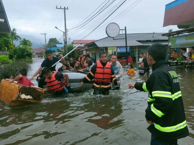 
 Kondisi banjir di Kota Padang. (Dok.IST)