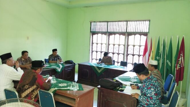 
 Rapat harian Pimpinan Daerah Muhammadiyah Pesisir Selatan dalam mempersiapkan Baitul Arqom dan pelantikan.(Alp)