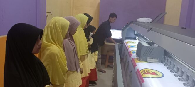 
 Perkuat Vokasi Madrasah, Santri Pontren Kauman Rutinkan Kunjungan ke Dunia Usaha