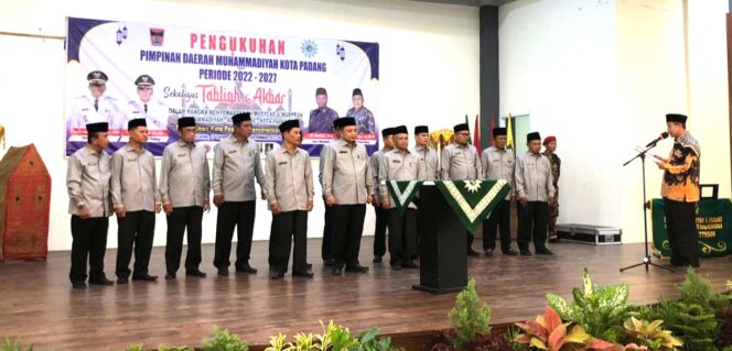 
 PDM dan Aisyiyah Kota Padang Dikukuhkan, PWM Sumbar :  Harus jadi Contoh bagi Daerah Lain