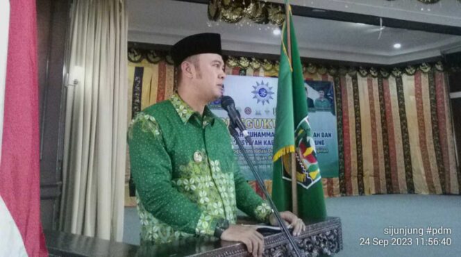 
 Pengukuhan PDM Sijunjung, Bupati Benny : Kita Sudah Usulkan Buya Syafii Maarif sebagai Pahlawan Nasional