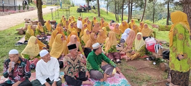 
 Tadabbur Alam PCA Aisyiyah Agam Tuo Bukittinggi di Sirukam Dairy Farm Kabupaten Solok.(Ist)