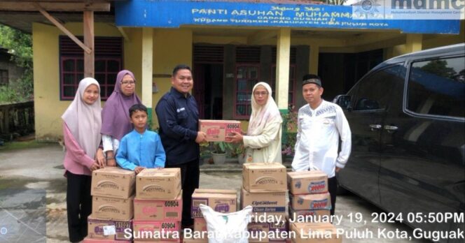 
 MDMC dan Masjid Taqwa Muhammadiyah Sumbar Salurkan Bantuan bagi 50 Panti Asuhan